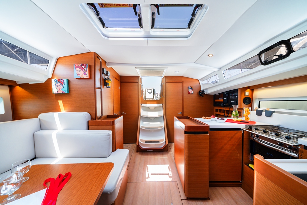 Sun Odyssey 440 - 4 cab. — photo 10