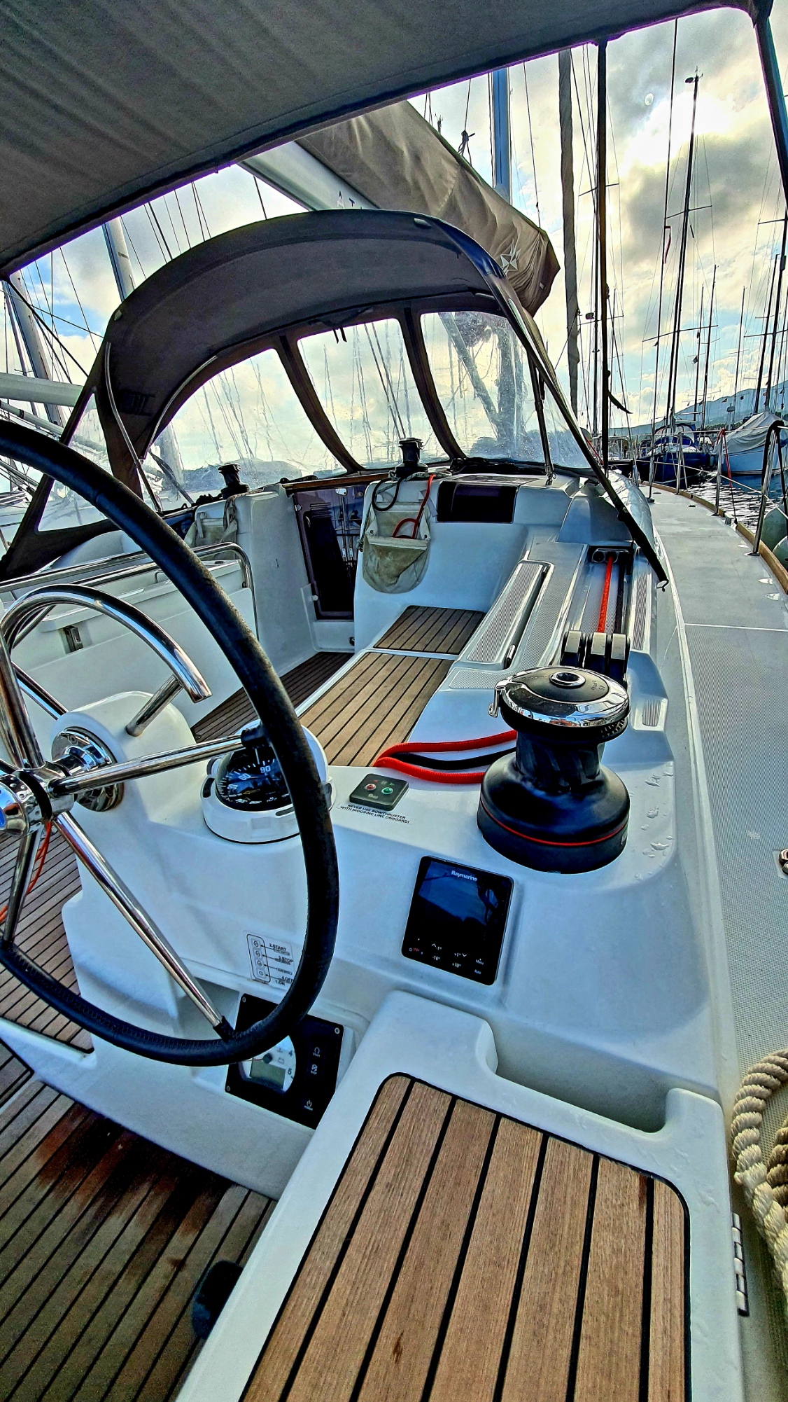 Sun Odyssey 449 — photo 4