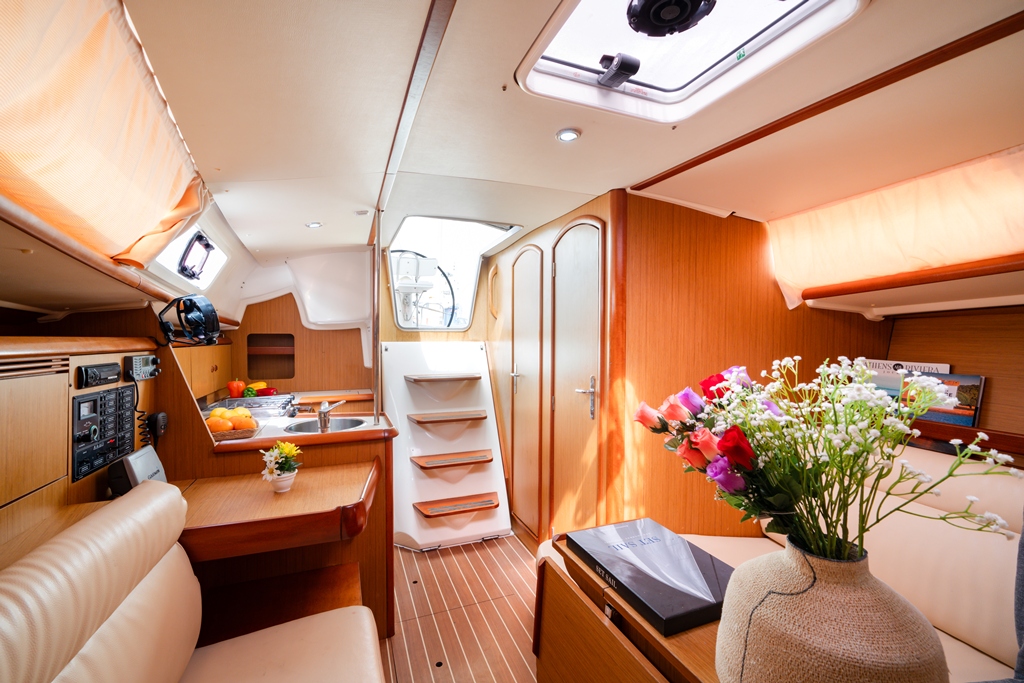 Sun Odyssey 32i — photo 6