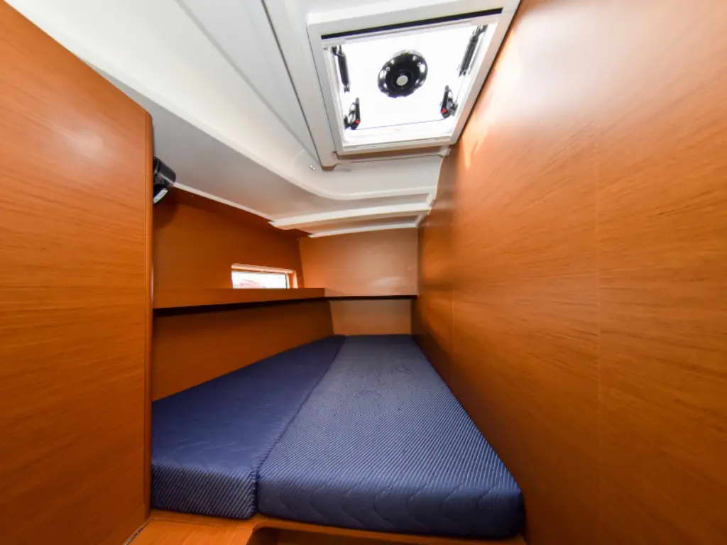 Sun Loft 47 - 6 + 1 cab. — photo 17