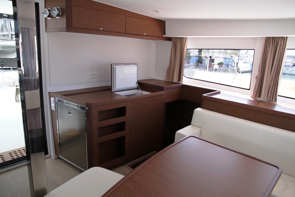 Lagoon 42 - 4 + 2 cab. — photo 10