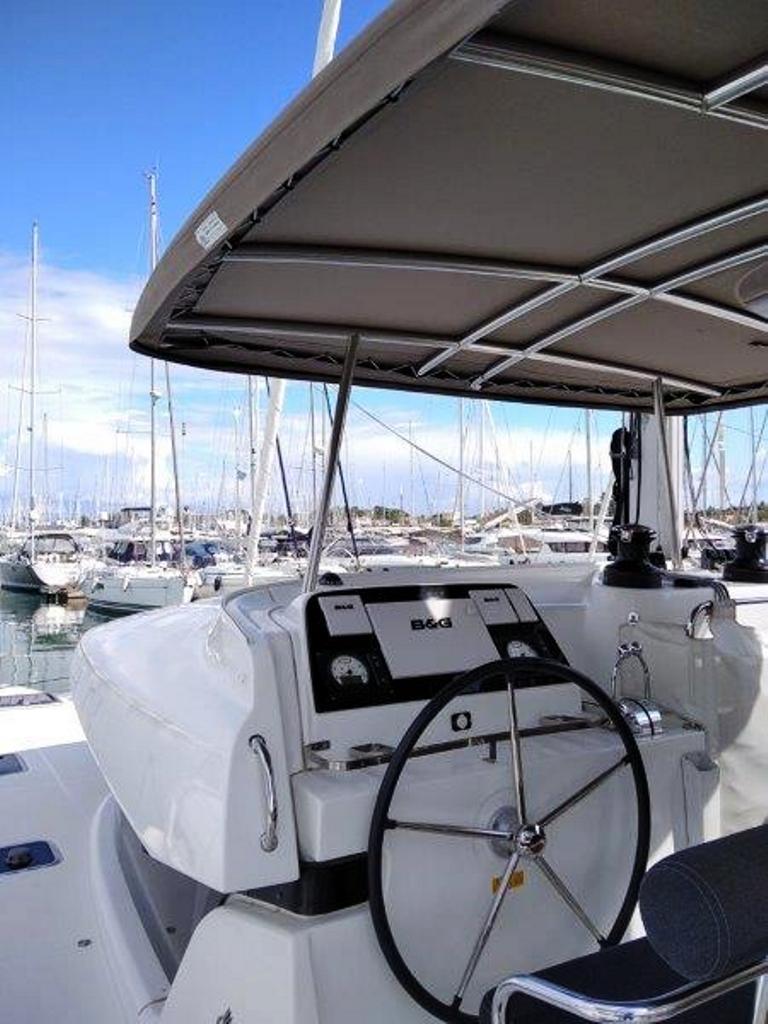 Lagoon 42 - 4 + 1 cab. — photo 5