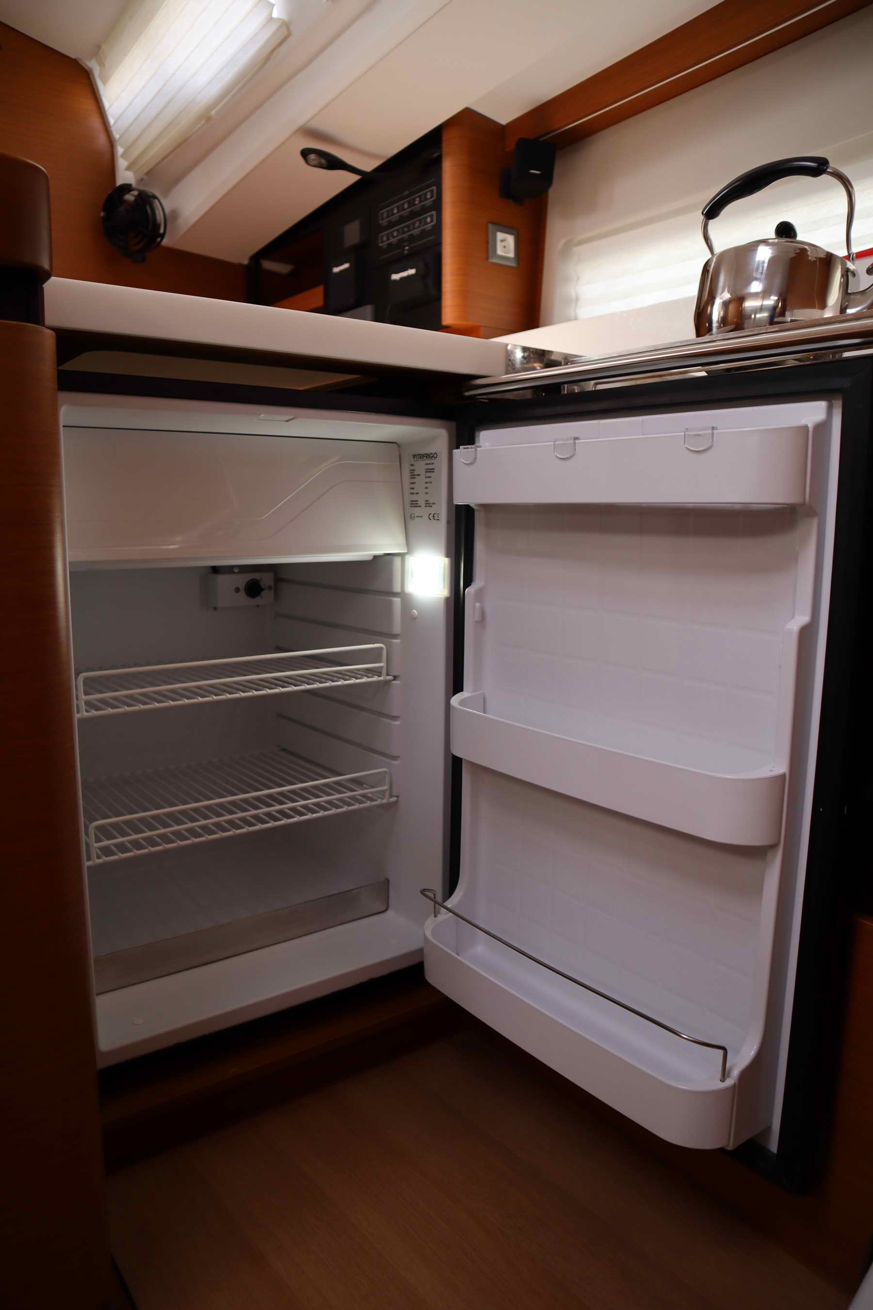 Sun Odyssey 440 - 4 cab. — photo 11