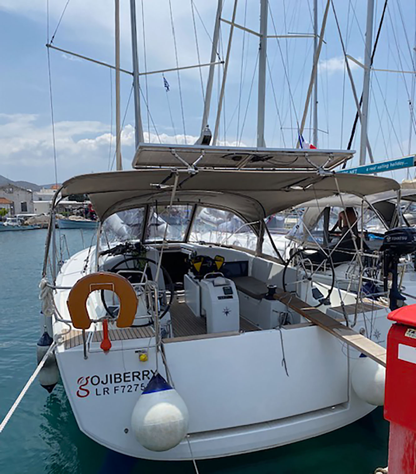 Sun Odyssey 440 - 4 cab. — photo 1
