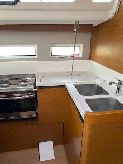 Sun Odyssey 440 - 4 cab. — photo 6