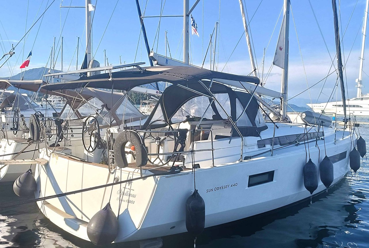 Sun Odyssey 440 - 4 cab. — photo 13