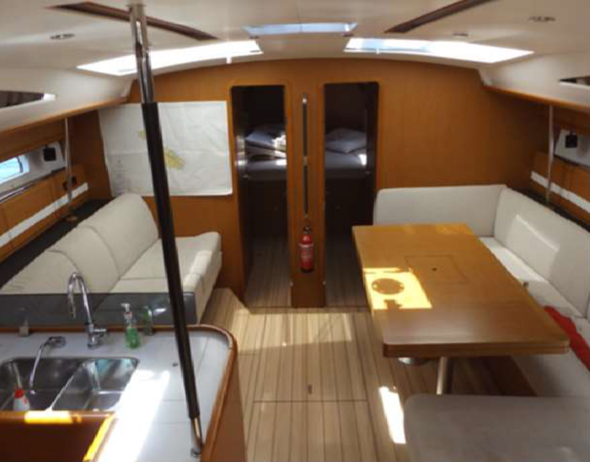 Jeanneau 53 - 6 cab. — photo 9