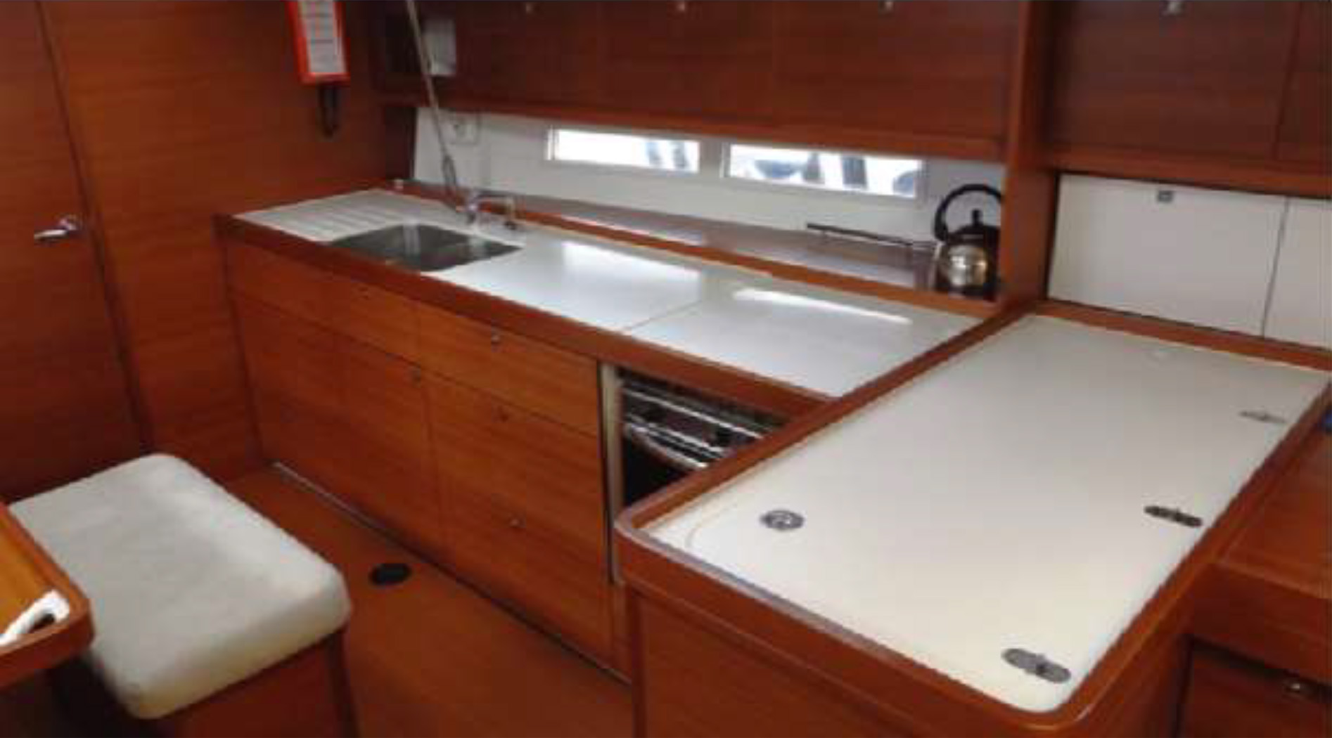 Dufour 450 GL — photo 12