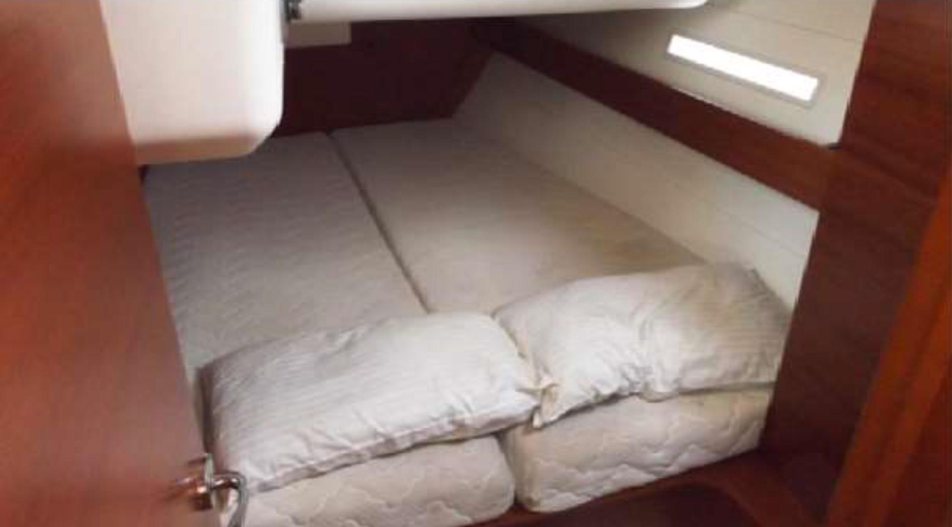 Dufour 450 GL — photo 18