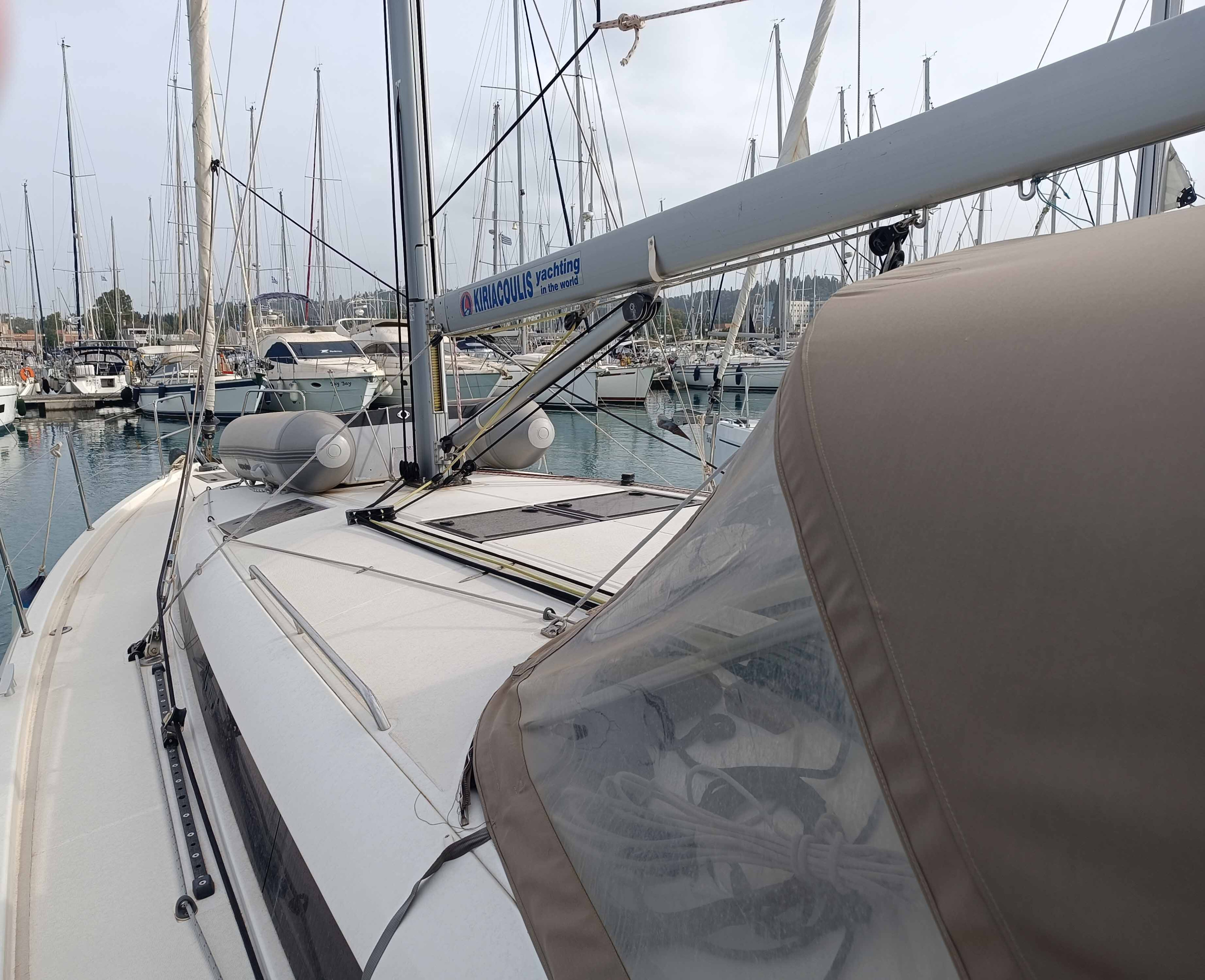 Sun Odyssey 440 - 4 cab. — photo 6