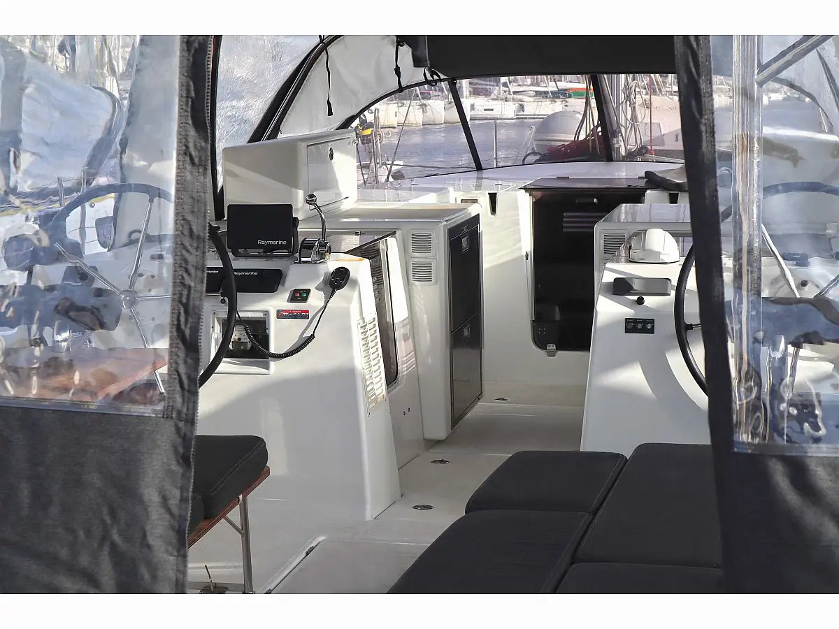 Sun Loft 47 - 6 + 1 cab. — photo 2