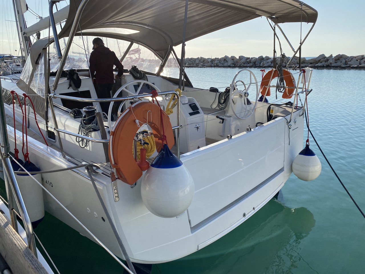 Sun Odyssey 410 - 3 cab. — photo 1