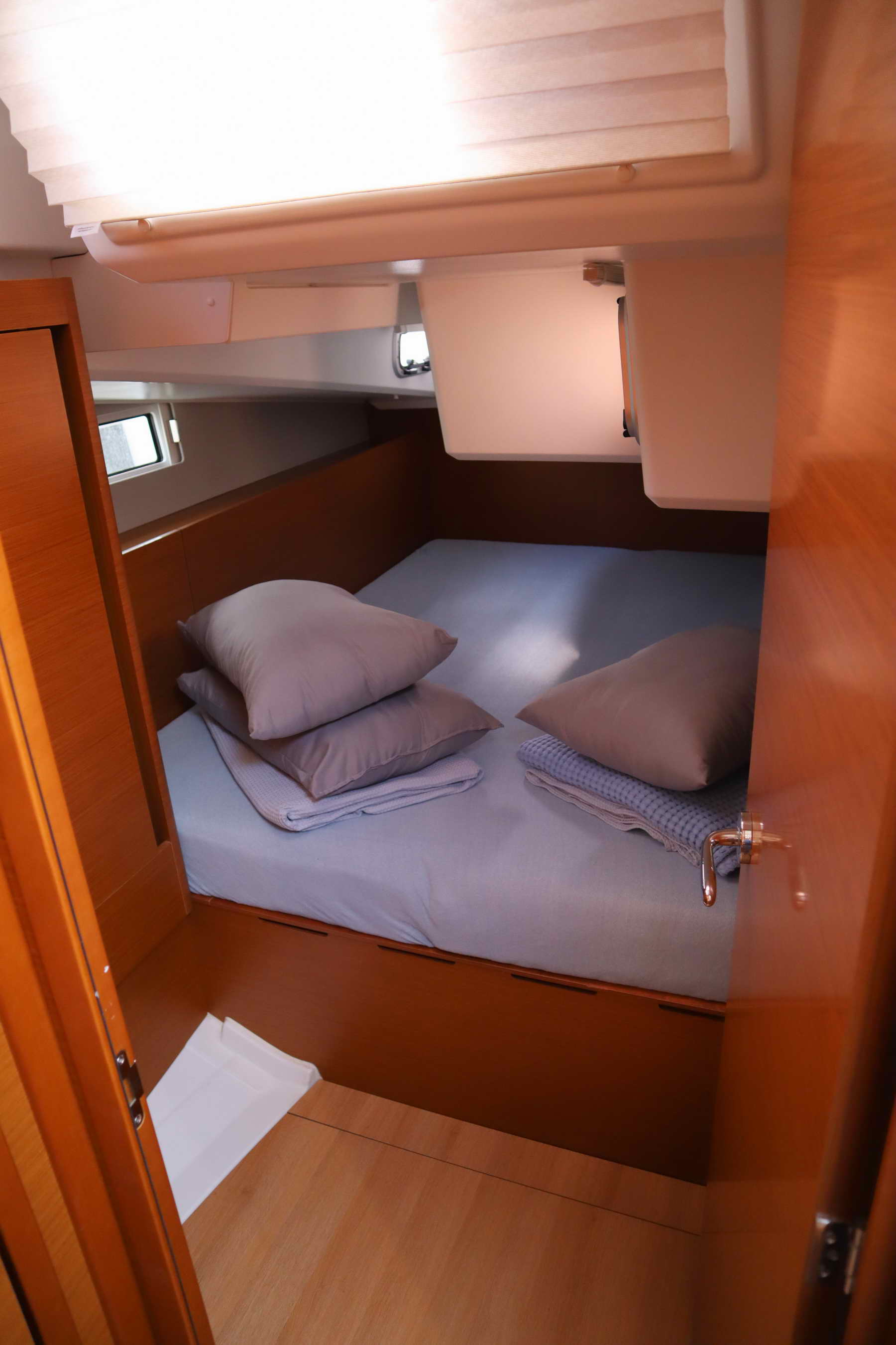 Sun Odyssey 490 - 5 + 1 cab. — photo 12