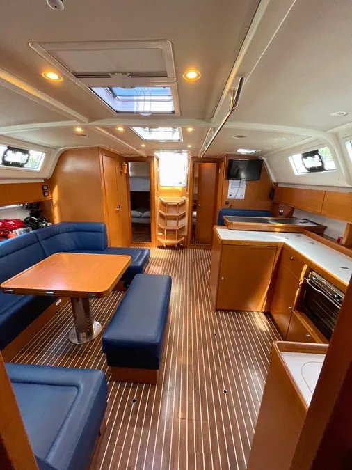 Bavaria Cruiser 51 — photo 7