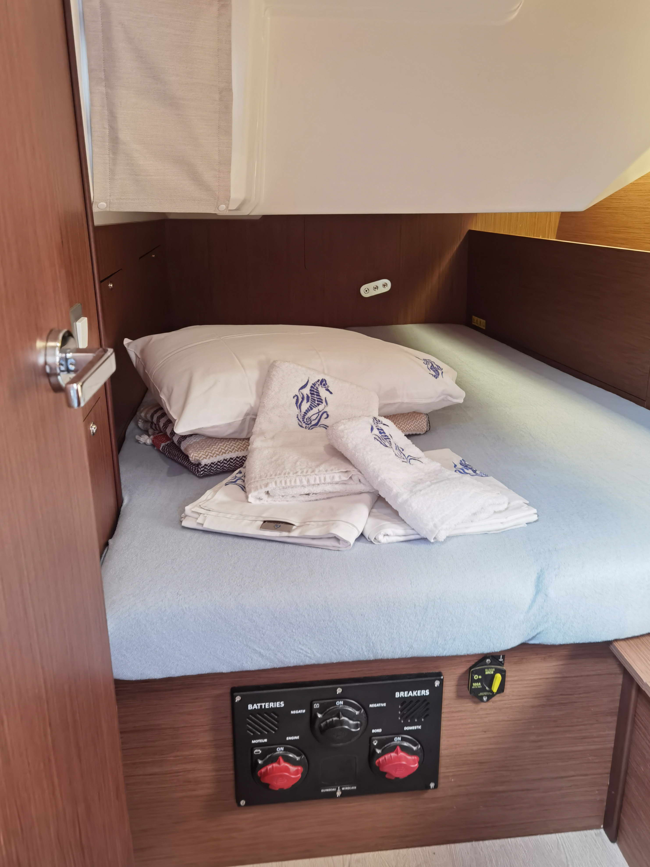 Oceanis 40.1 — photo 17