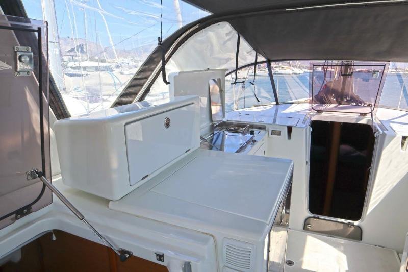 Sun Loft 47 - 6 + 1 cab. — photo 8