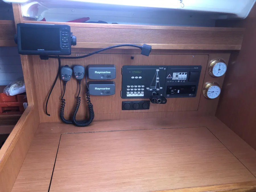 Bavaria 43 Cruiser — photo 10
