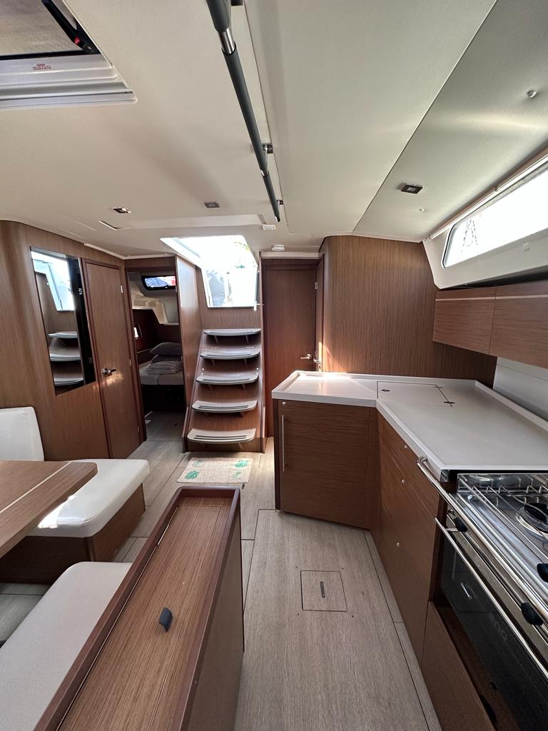 Oceanis 46.1 — photo 11