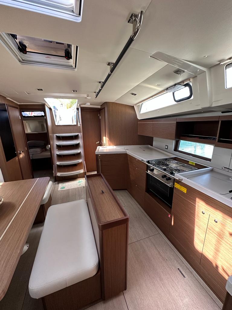 Oceanis 46.1 — photo 12