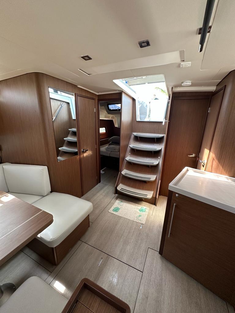 Oceanis 46.1 — photo 13