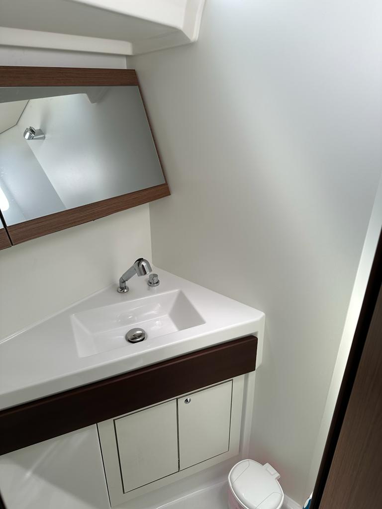 Oceanis 46.1 — photo 17