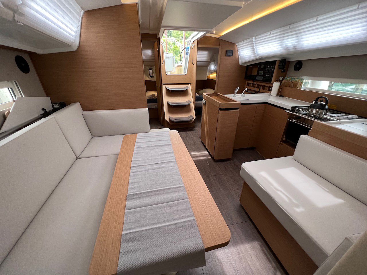 Sun Odyssey 410 - 3 cab. — photo 6