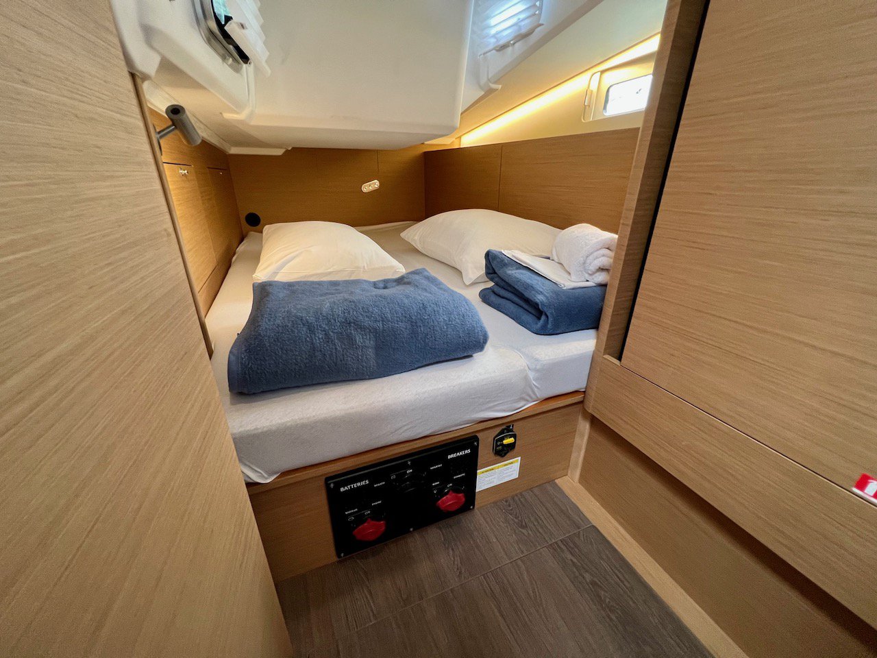Sun Odyssey 410 - 3 cab. — photo 10