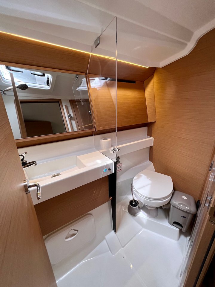 Sun Odyssey 410 - 3 cab. — photo 12