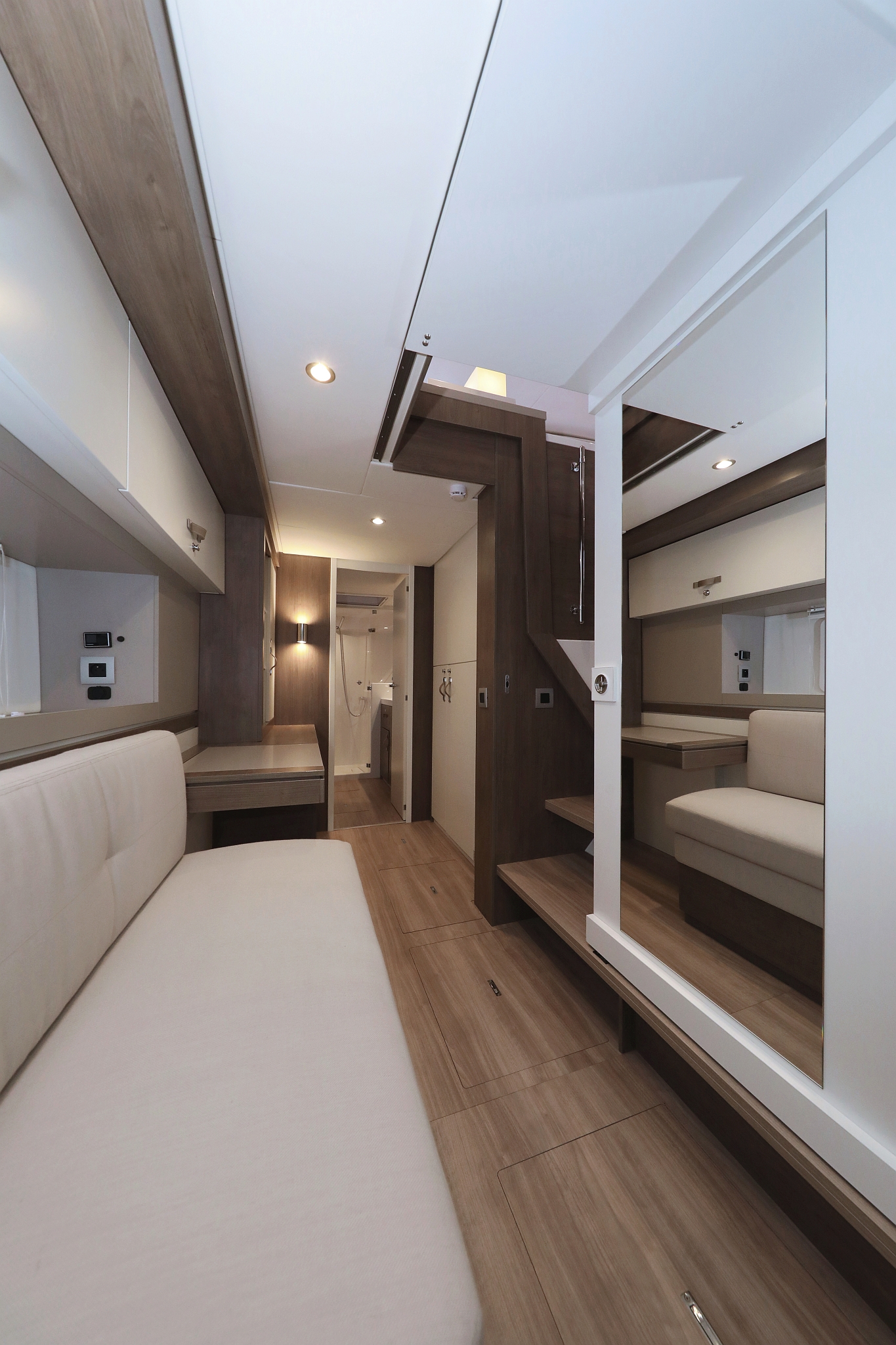 Bali 4.4 - 3 + 1 cab. — photo 33