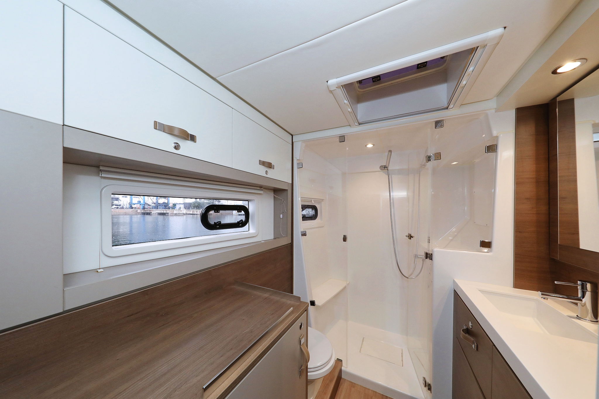 Bali 4.4 - 3 + 1 cab. — photo 34