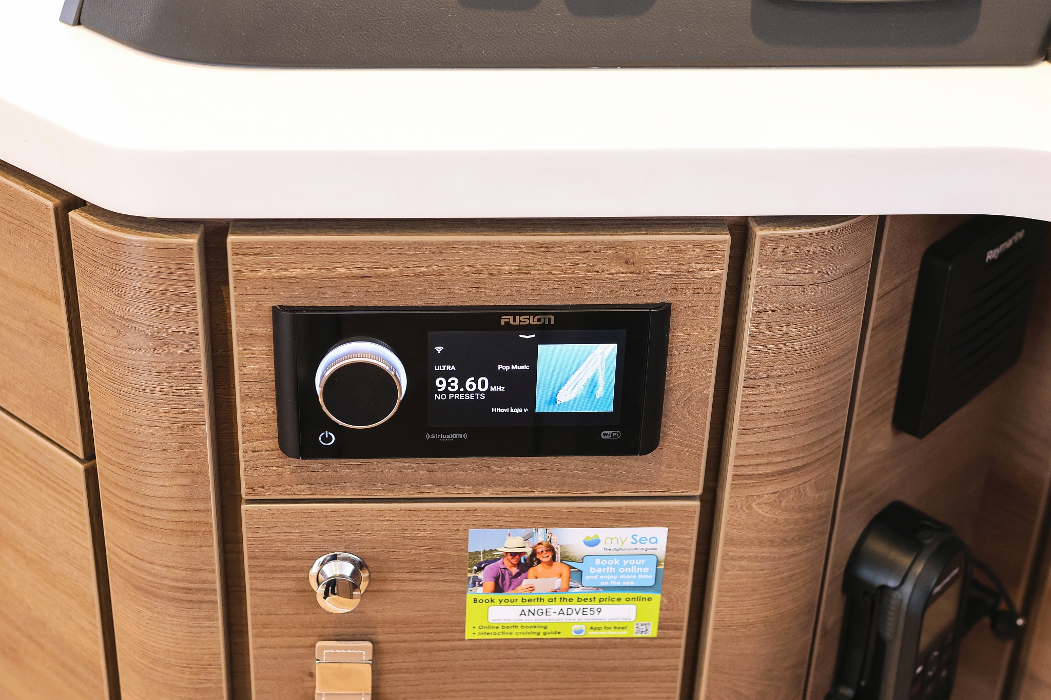 Bali 4.3 MY - 3 cab. — photo 48