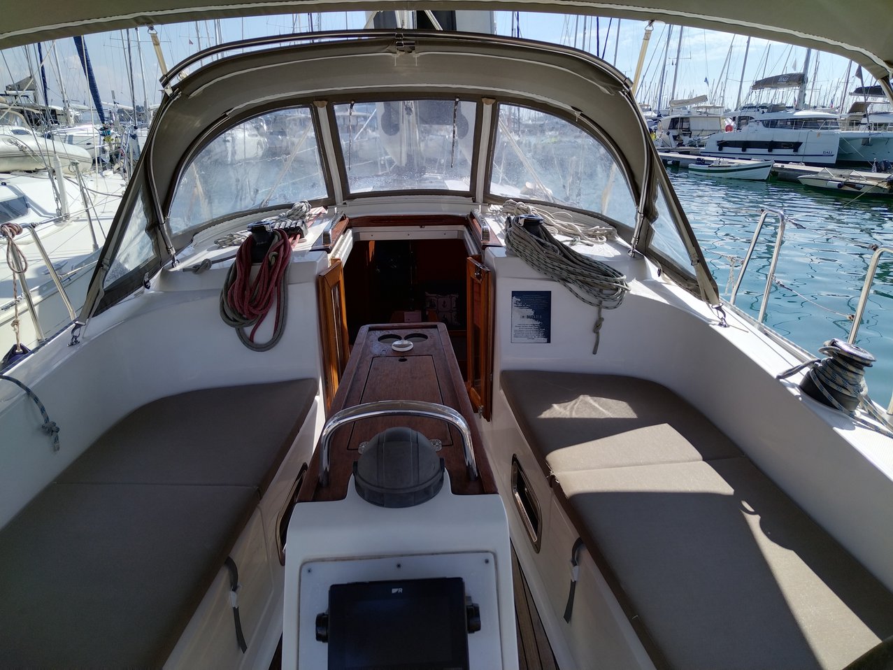 Bavaria Cruiser 37 - 3 cab. — photo 4