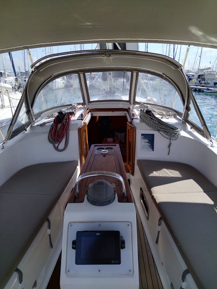 Bavaria Cruiser 37 - 3 cab. — photo 8