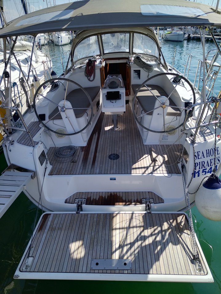 Bavaria Cruiser 37 - 3 cab. — photo 11
