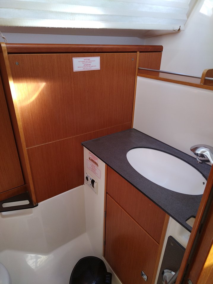 Bavaria Cruiser 37 - 3 cab. — photo 27
