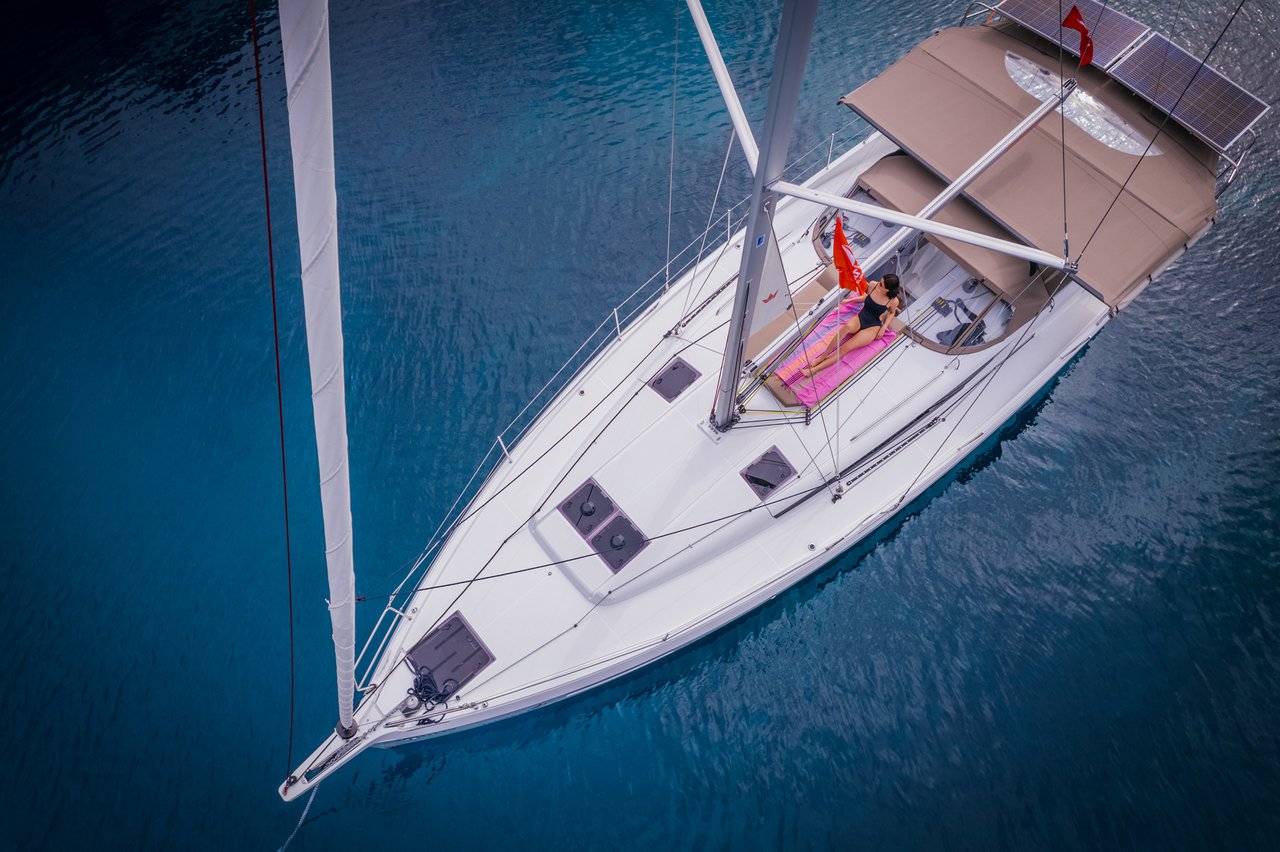 Sun Odyssey 440 - 4 cab. — photo 3