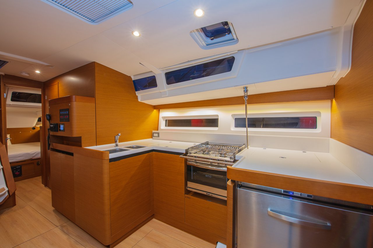 Sun Odyssey 490 - 5 + 1 cab. — photo 14