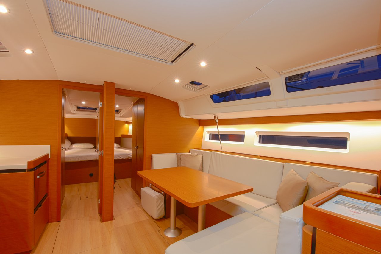 Sun Odyssey 490 - 5 + 1 cab. — photo 17