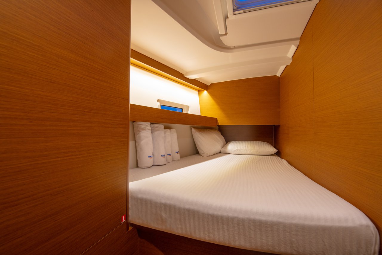 Sun Odyssey 490 - 5 + 1 cab. — photo 23