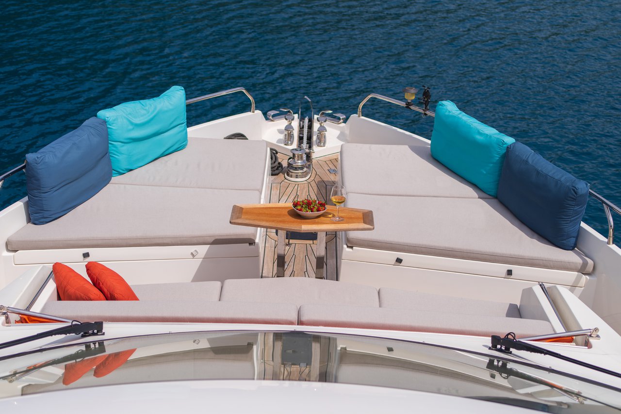 Numarine 62 Flybridge — photo 11