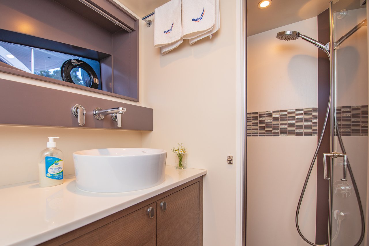Numarine 62 Flybridge — photo 28
