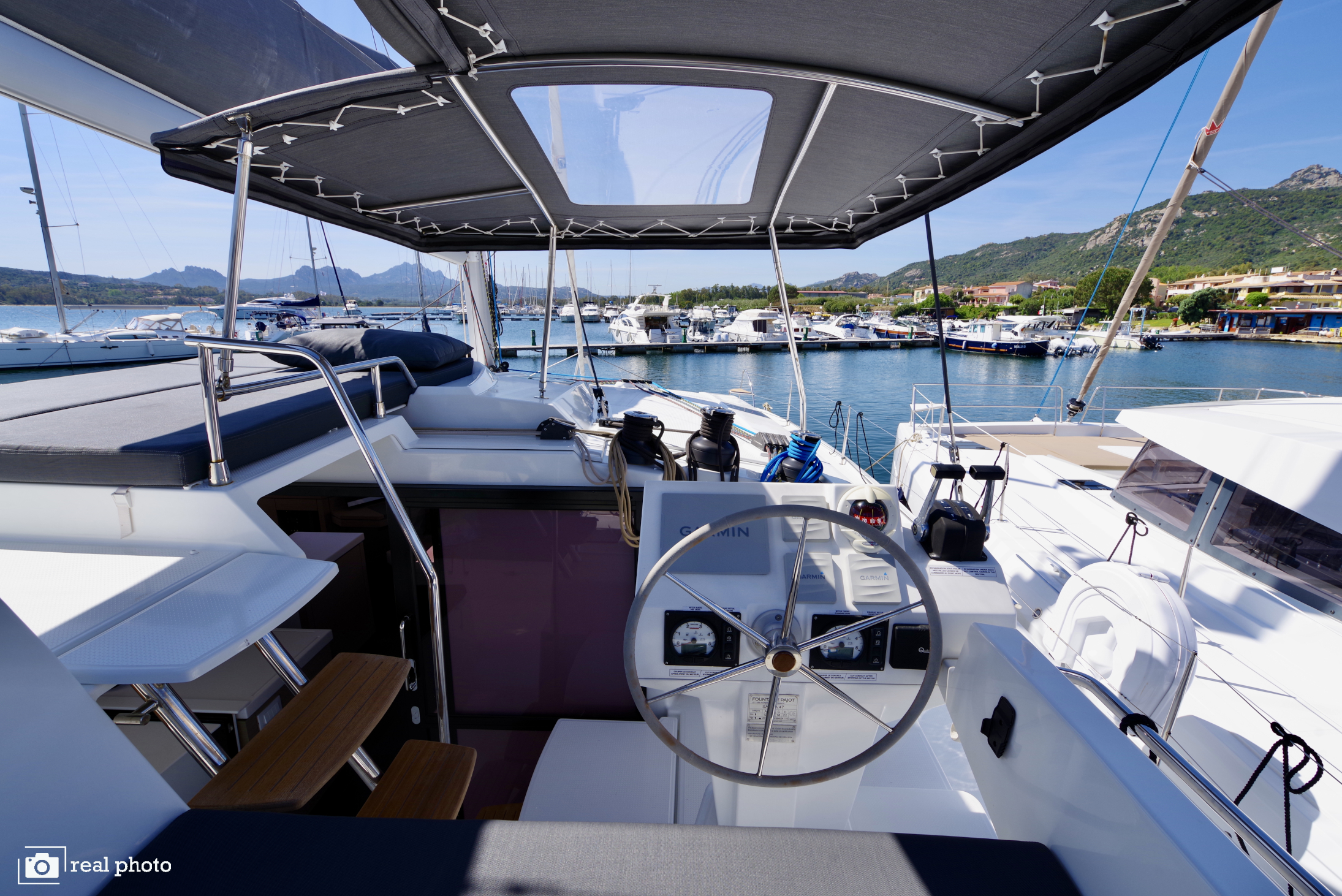 Fountaine Pajot Saona 47 Quintet - 5 + 1 cab. — photo 3