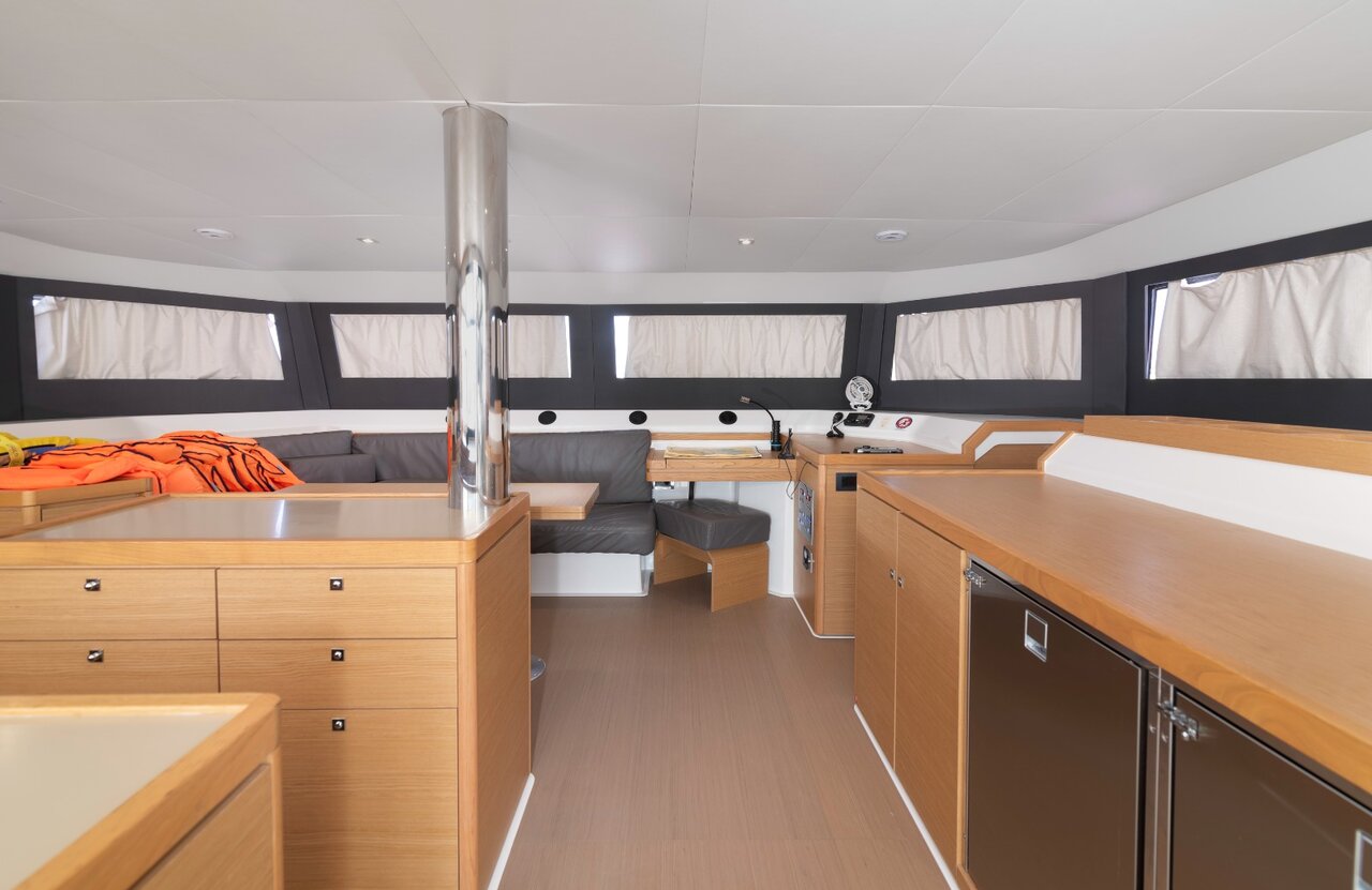 Dufour 48 Catamaran - 5 + 1 cab. — photo 24