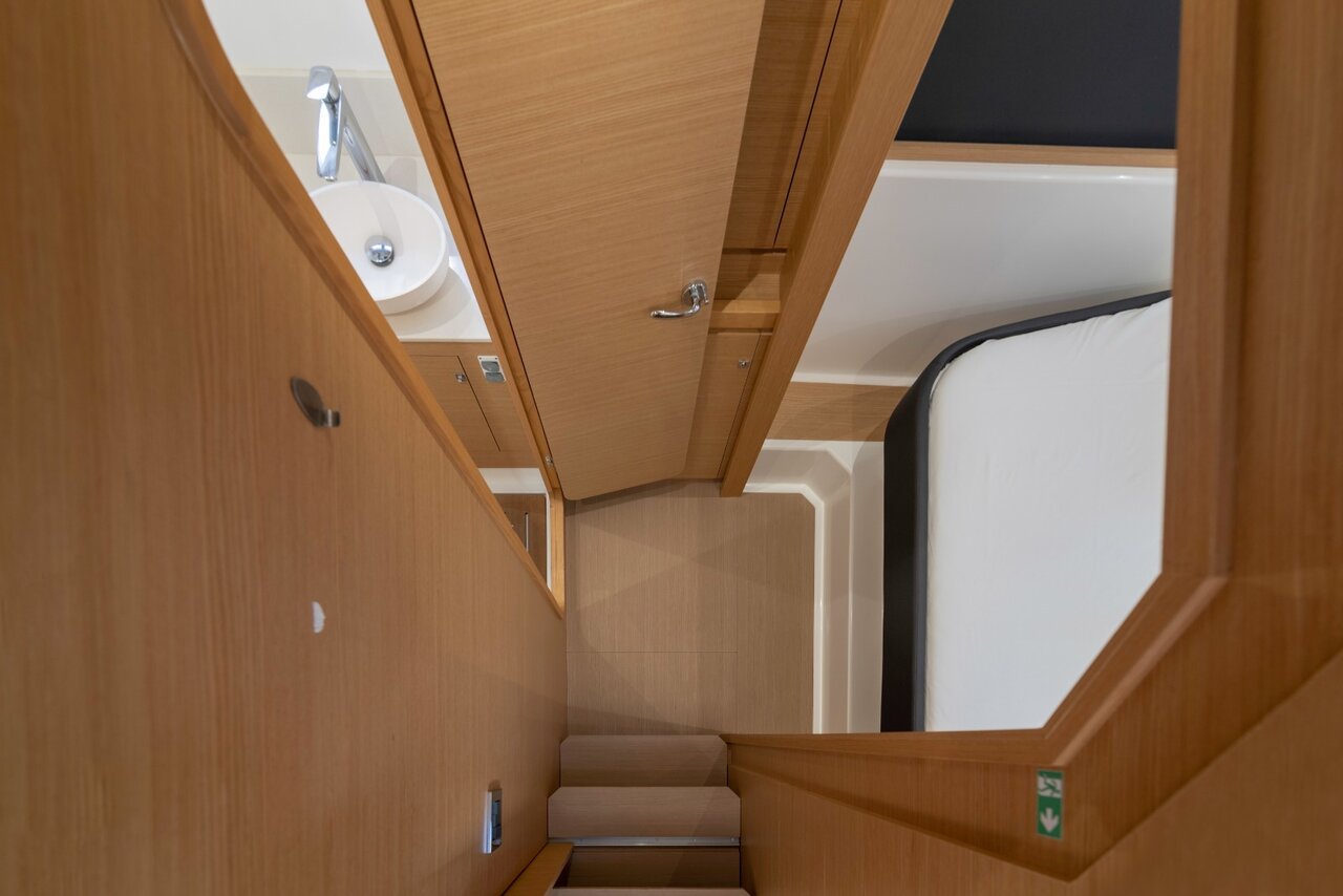 Dufour 48 Catamaran - 5 + 1 cab. — photo 31