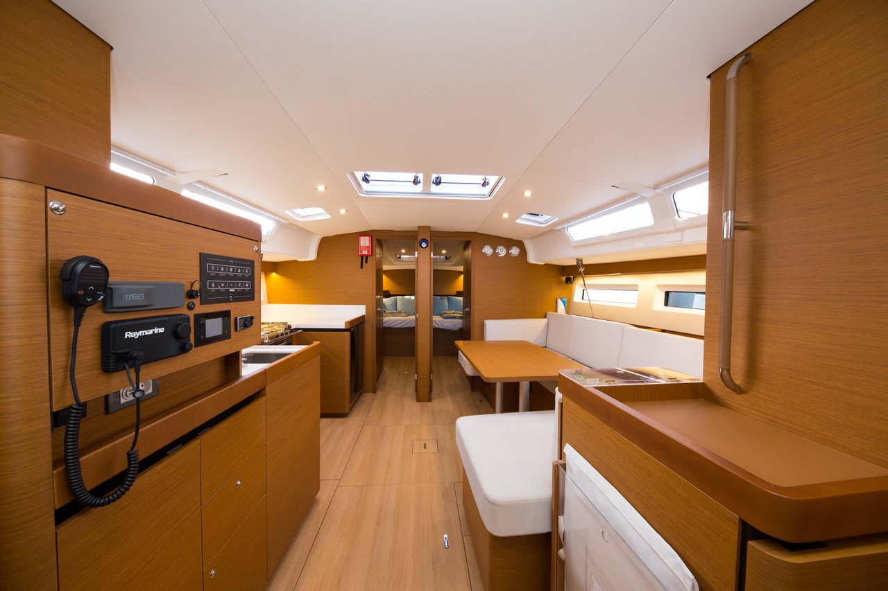 Sun Odyssey 490 - 4 + 1 cab. — photo 4