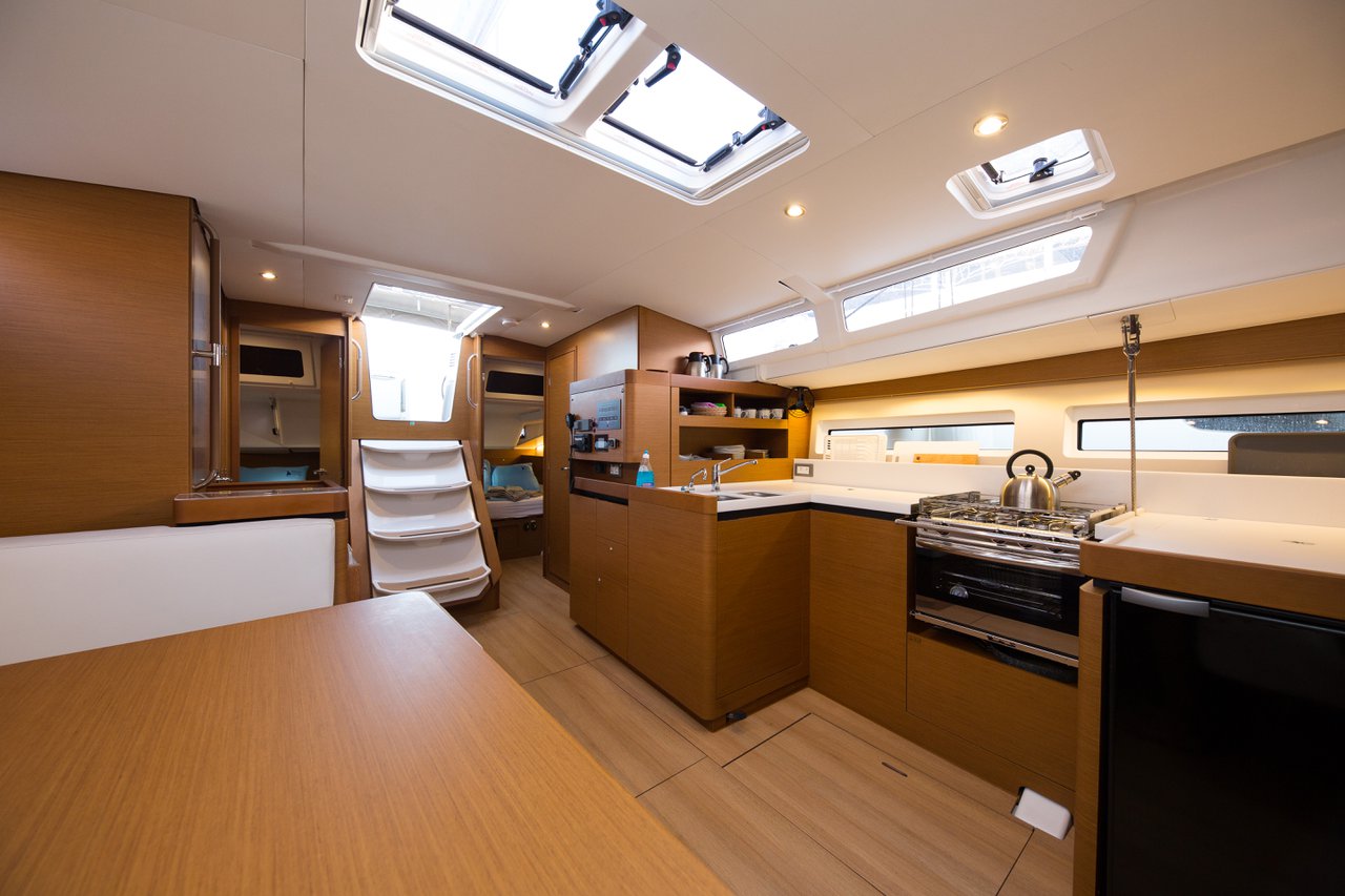 Sun Odyssey 490 - 4 + 1 cab. — photo 5