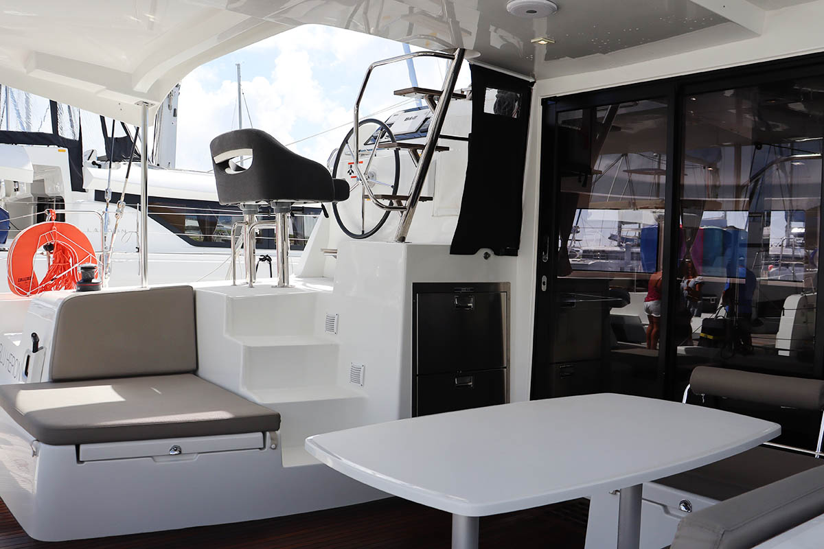 Lagoon 42 - 4 + 2 cab. — photo 4