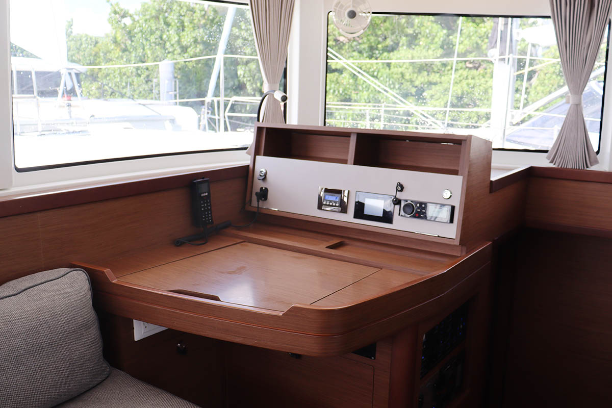 Lagoon 42 - 4 + 2 cab. — photo 8