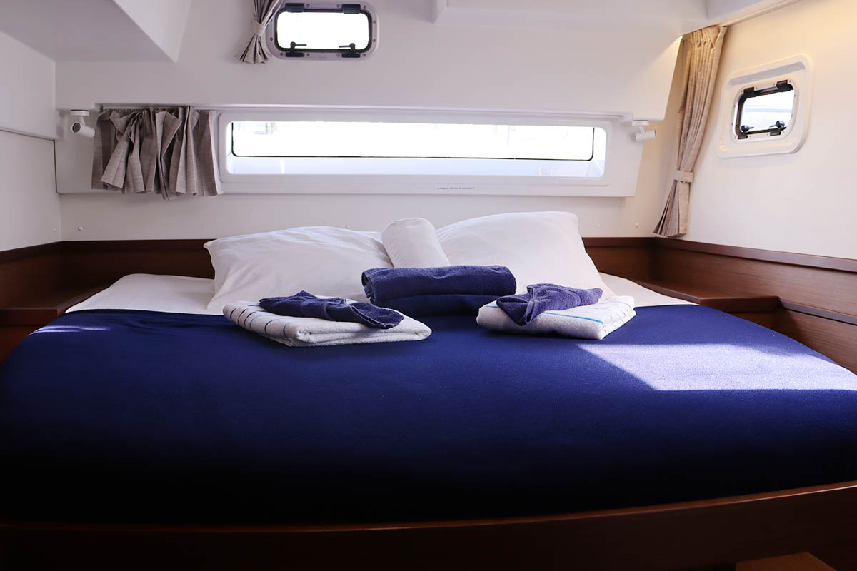 Lagoon 42 - 4 + 2 cab. — photo 18