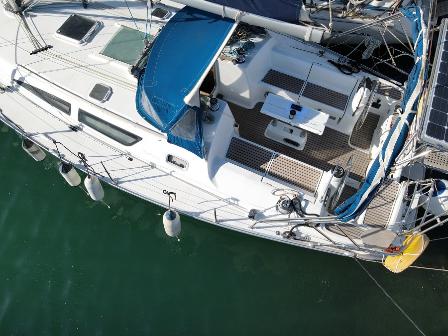 Sun Odyssey 40 — photo 5